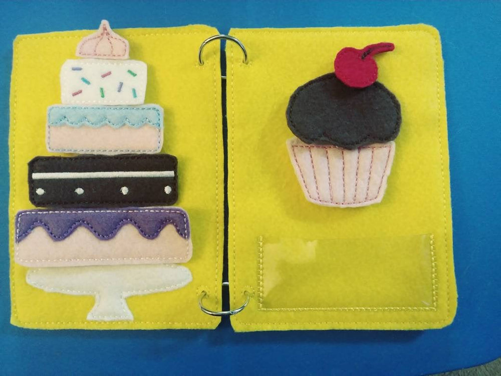 Road trip book for kids - Quiet book page - felt cake - felt toy - busy book page - activity book page - road trip activity page (ONLINE ORDER ONLY)