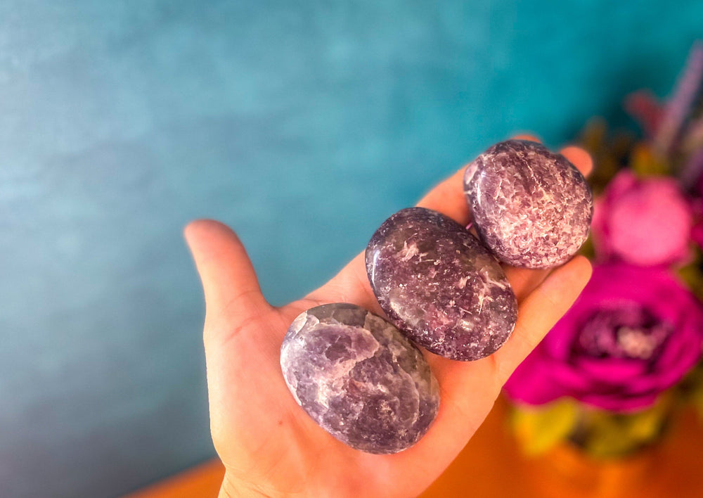 Lepidolite palm stone for TRANQUILITY (ONLINE ORDER ONLY)
