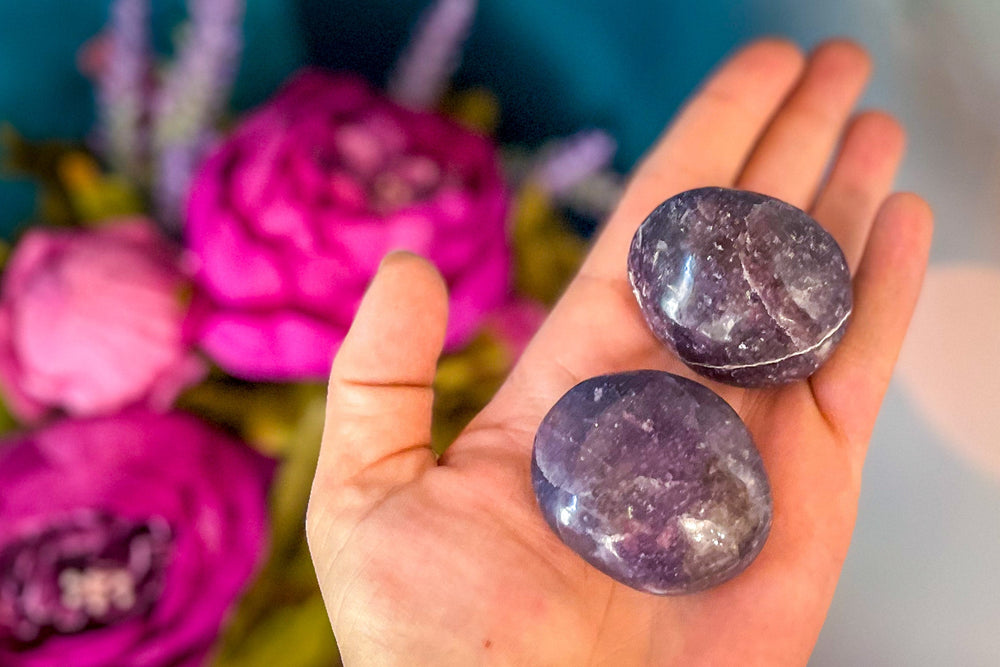 Lepidolite palm stone for TRANQUILITY (ONLINE ORDER ONLY)