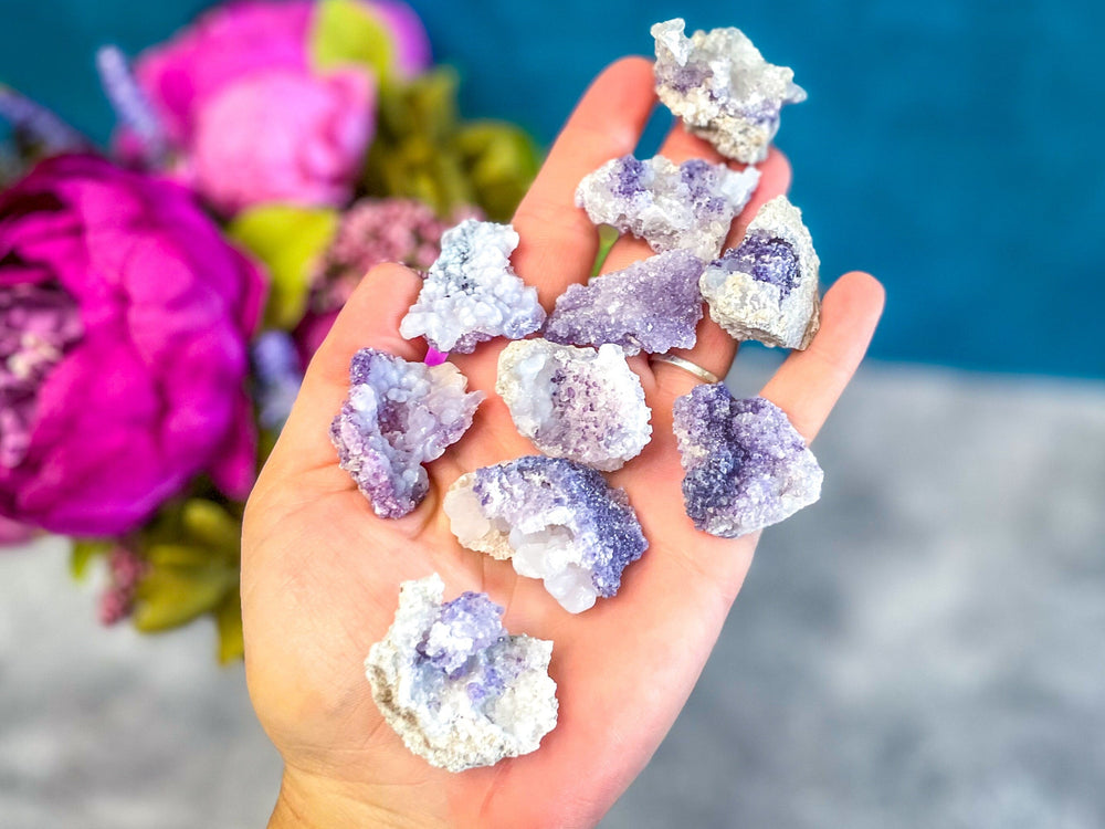 Small Chalcedony & Fluorite Geode, Fluorescent Minerals (ONLINE ORDER ONLY)