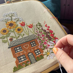 Love Poppet – Dreaming of Summer Cross Stitch Kit (ONLINE ORDER ONLY)