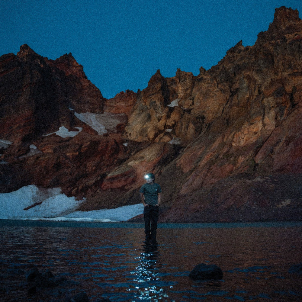 Night Diving (The Cost Of Growing Up) (Indie Exclusive) (Opaque White Vinyl) (2Lp) [Vinyl] (ONLINE ORDER ONLY)