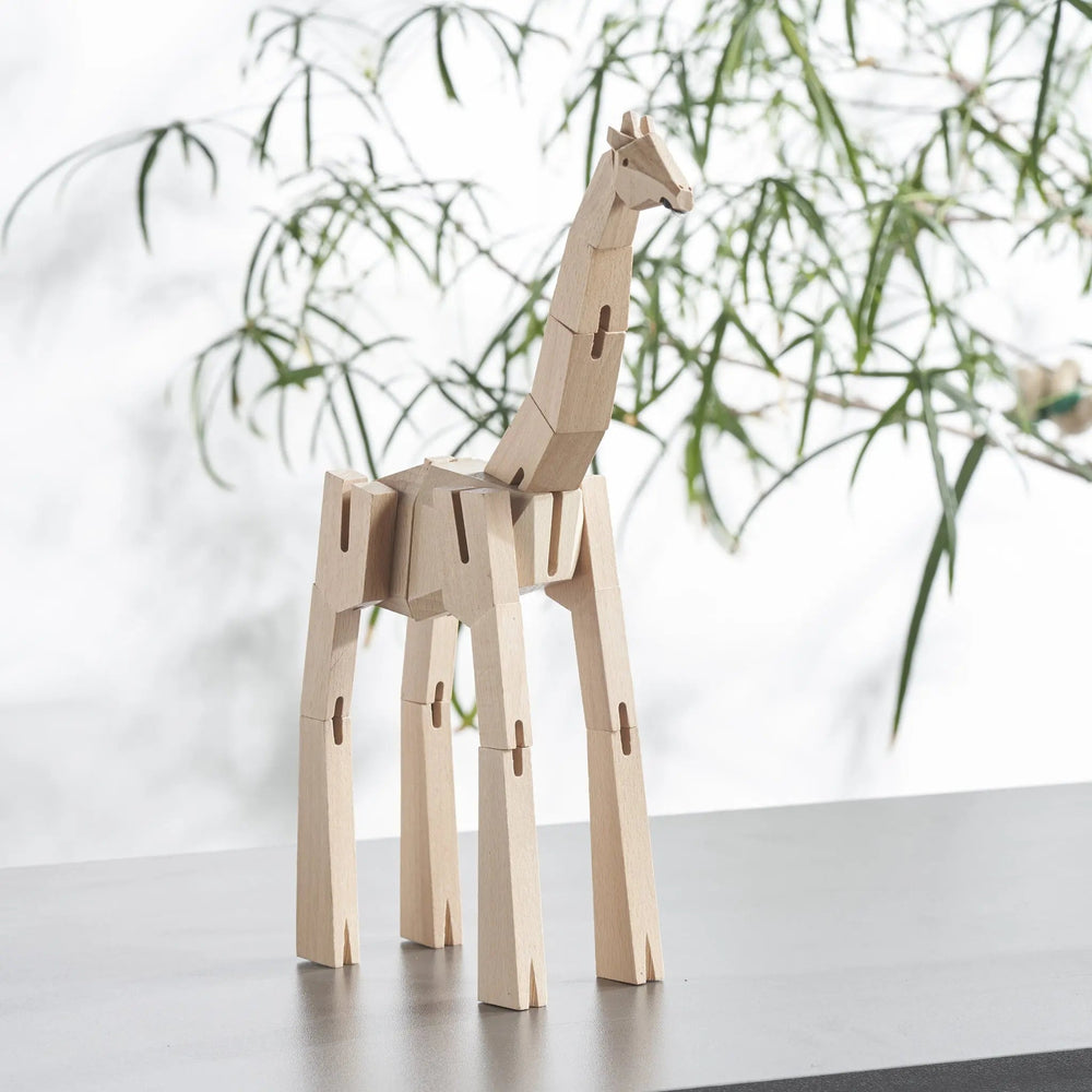 Modern Wooden Giraffe Decor – Interactive Puzzle & Art Piece (ONLINE ORDER ONLY)