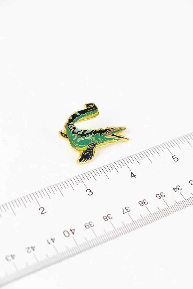 Mosasaurus Enamel Pin (Mosasaurus hoffmanni)