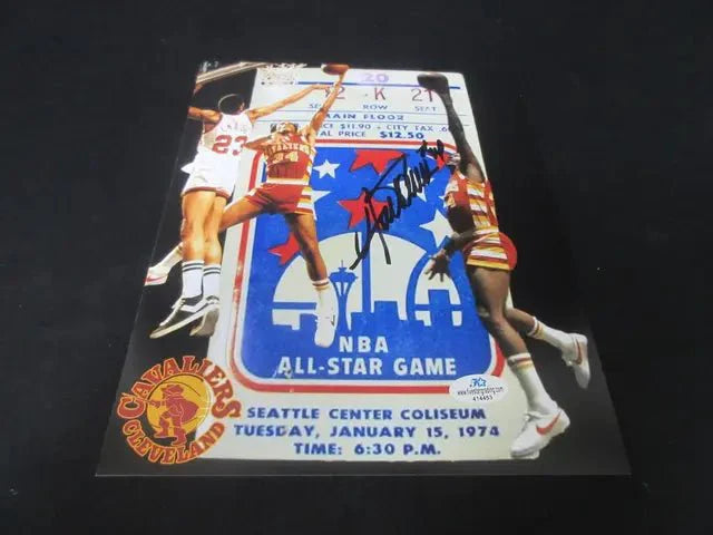 CAVALIERS AUSTIN CARR SIGNED 8X10 PHOTO COA (Online Order Only)