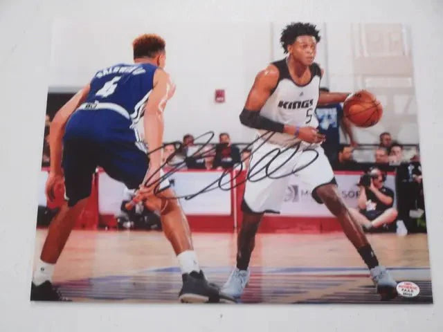 De'Aaron Fox of the Sacramento Kings signed autographed 8x10 photo PAAS COA 320 (Online Order Only)