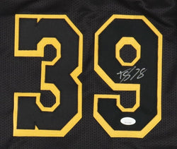 Dwight Howard Signed Jersey (JSA) (Online Order Only)