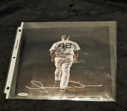 MARIANO RIVERA NY YANKEES SIGNED 8x10 PHOTO LAST TO WEAR #42 COA (Online Order Only)