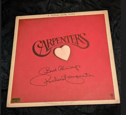 THE CARPENTERS RECORD ALBUM AUTOGRAPHED BY RICHARD CARPENTER 115162 (Online Order Only)