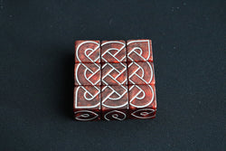 9 Crossed Knot Dice (Red or Sand) (ONLINE ORDER ONLY)