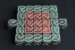 9 Crossed Knot Dice (Red or Sand) (ONLINE ORDER ONLY)