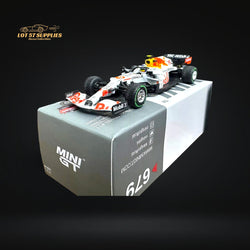 Mini-GT Red Bull RB16B #11 Sergio Pérez 2021 Turkish Grand Prix 3rd Place #679 1:64 MGT00679 (ONLINE ORDER ONLY)