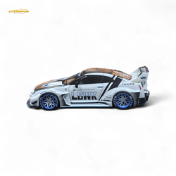 MC LB GTR R35 GT - White Blue Stripe Carbon Roof 1:64 (ONLINE ORDER ONLY)