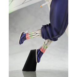 Aoshima: Demon Slayer: Kimetsu no Yaiba - Shinobu Kocho 1/7 Scale Figure (ONLINE ORDER ONLY)