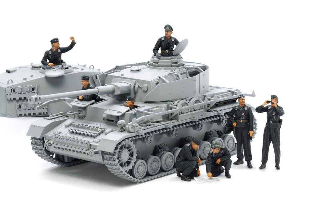 Tamiya 1/35 Wehrmacht Tank Crew Plastic Model Kit (ONLINE ORDER ONLY)